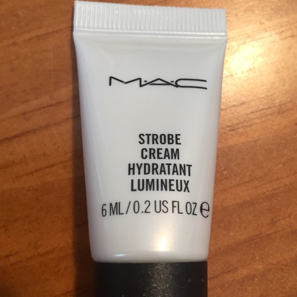 MAC Strobe Cream - Picture 3 of 10